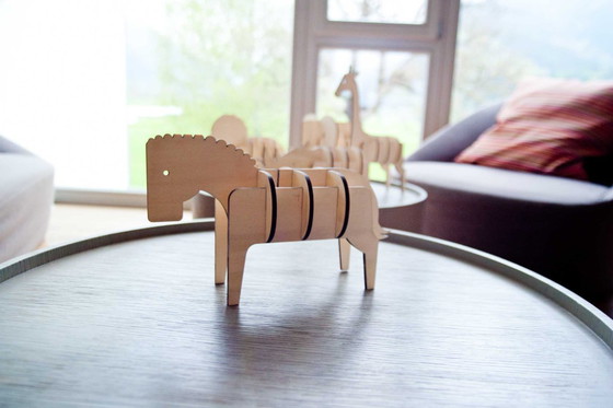 Image 1 of Décoration en bois en forme de zèbre par Ulap design