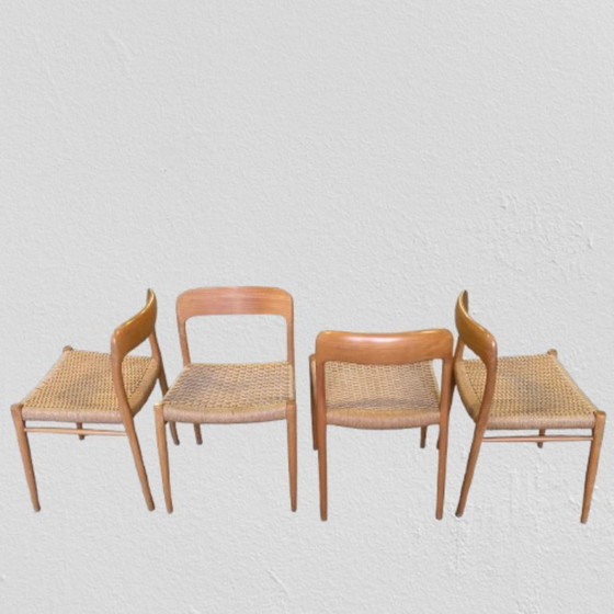 Image 1 of Satz von 8 Stühlen Niels Moller für Mollers Mobelfabrik