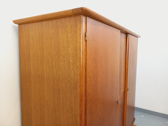Image 1 of Armadio vintage in rovere degli anni '60