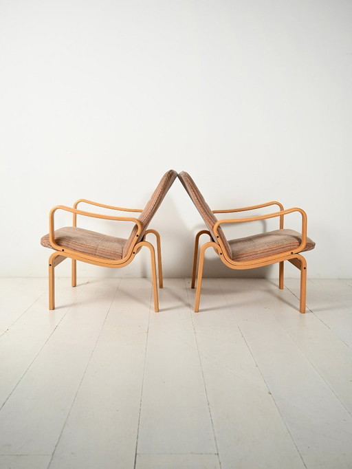 Een paar Zweedse Ire Möbler fauteuils van gebogen beukenhout, jaren 60.