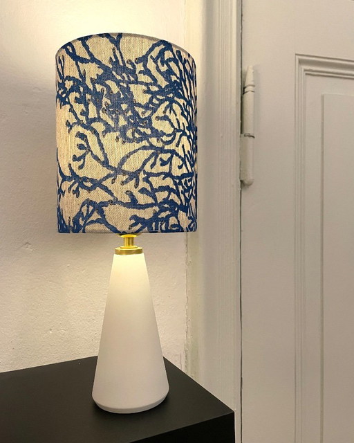 Porcelain table lamp coral blue