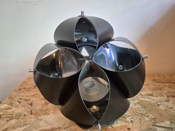 Image 1 of Design Klassieker: QAYOT Ortensia lampen