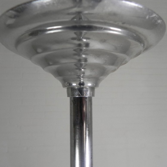 Image 1 of Art Deco hanglamp met geetste glazen bol met meerdere vogels, zwaluwen, jaren 30