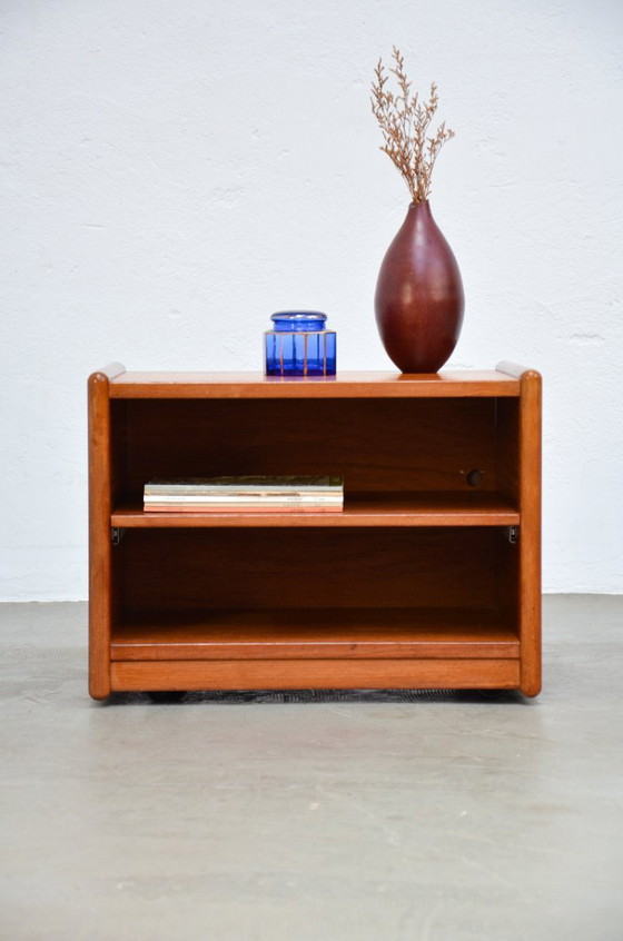 Image 1 of Tavolino audio vintage in teak, tavolino HiFi, tavolino laterale con ruote, anni '70