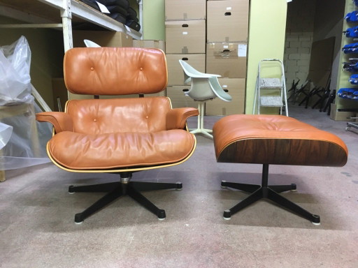 Orig. Eames Lounge Chair & Ottoman uit 1976, Palissanderhout, Prof. Gerestaureerd