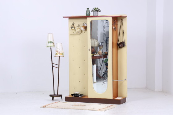 Image 1 of Appendiabiti da parete vintage | Mobiletto da ingresso di metà secolo | Appendiabiti anni &#39;60 | Con asta appendiabiti e scom