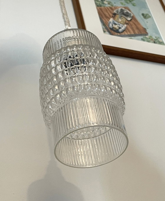 Image 1 of Ensemble de 3 suspensions en verre texturé remises à neuf, style scandinave des années 1970