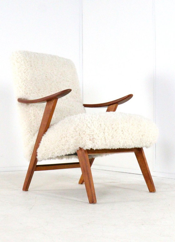 Image 1 of Poltrona vintage imbottita color crema modello 'Almere' | 2 pezzi disponibili