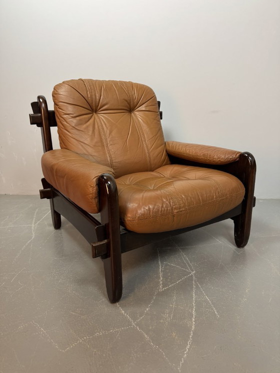 Image 1 of Mid-Century Brazilian Design Jean Gillon 'Rodeio' Lounge Chair in Cognac Leather Upholstery with Jacarandá Wooden Frame.