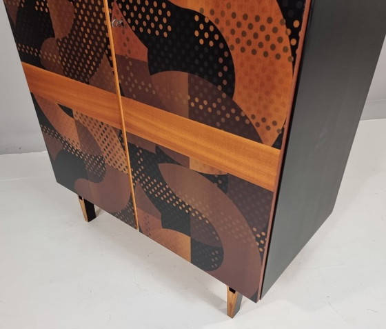 Image 1 of Vintage kledingkast 1970