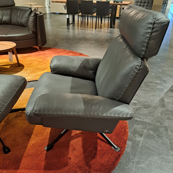 Image 1 of Sillón de Sede DS-31 con otomana