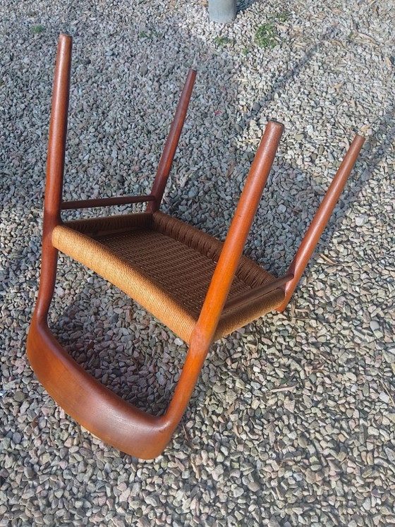 Image 1 of 4 x Deens design eetkamerstoelen Niels Otto Møller model 75