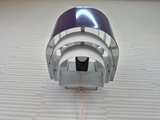 Image 1 of Lampada da parete Svera (Anvia) di design olandese. Lampada vintage con struttura a lamelle.