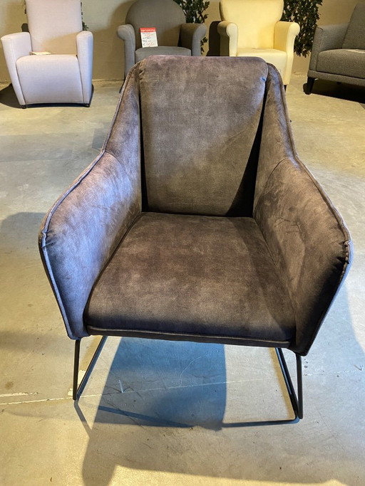 Yuni Armchair
