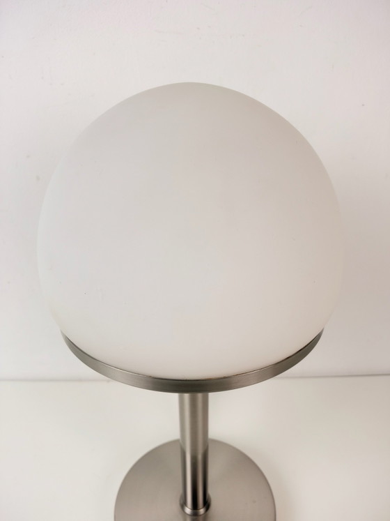Bauhaus-Stil Tischlampe, geometrisches Design, Art Deco, Tischlampen, Aluminium, Glas, Silber (Foto 8 von 9)