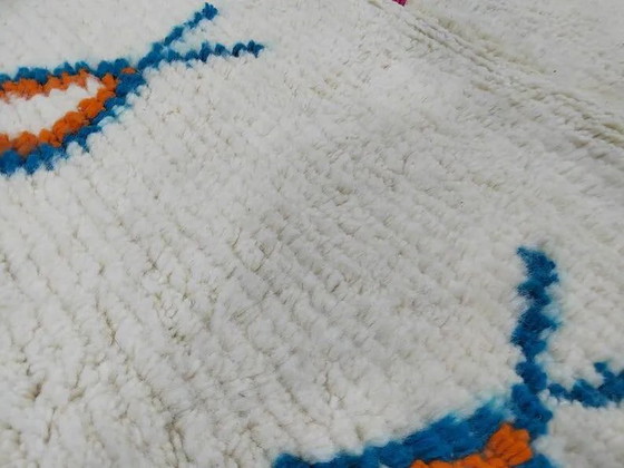 White Berber rug with decoration, 250cm x 150cm – Rugs & carpets, Wool (photo 7 of 10)