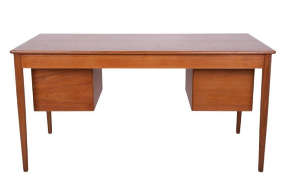 Image 1 of Bureau Scandinave en Teck, Borge Mogensen