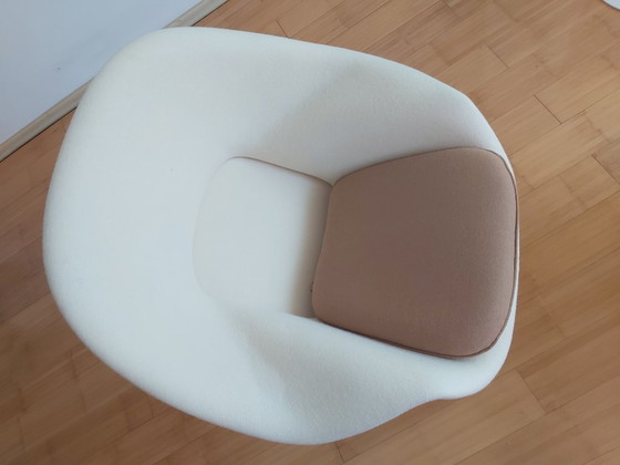 Image 1 of Silla de útero y otomana Knoll Eero Saarinen
