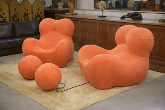 Pair of "Mamma" Armchairs with Footrests After Gaetano Pesce – Textile (photo 4 of 7)