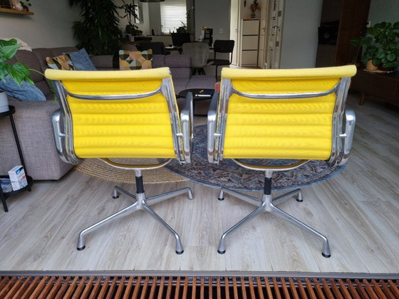 Image 1 of 2x Vitra Eames EA108 in Hopsakgelb
