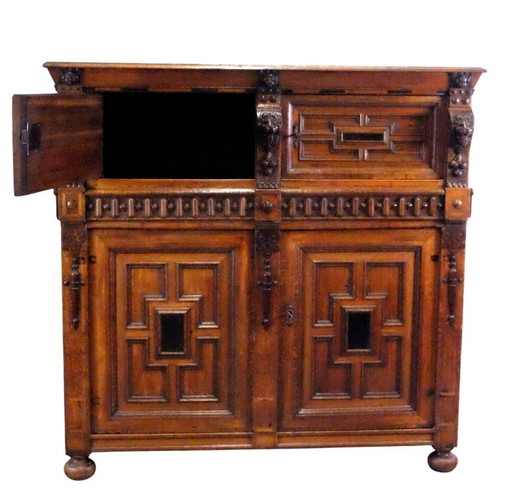 autentica credenza zelandese del XVII secolo