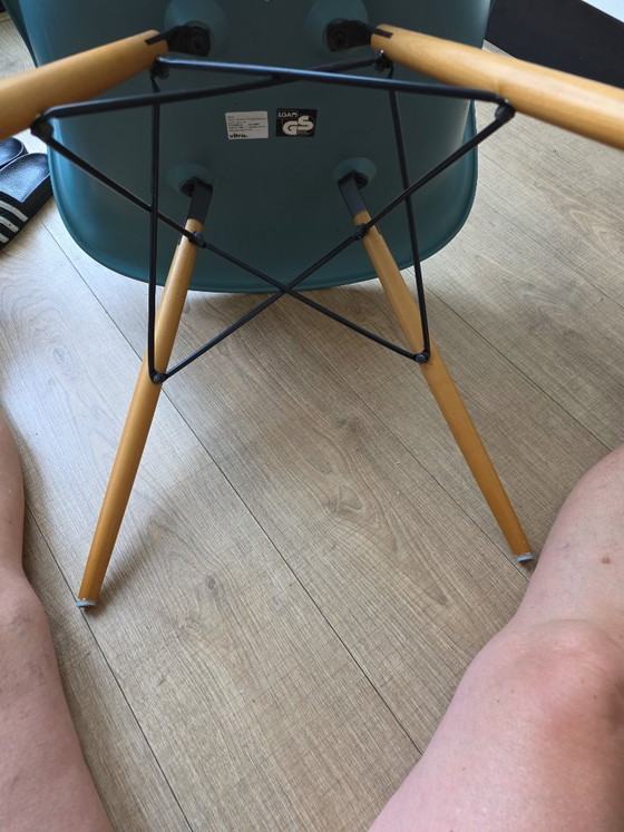 Image 1 of 6 sillas Vitra Eames