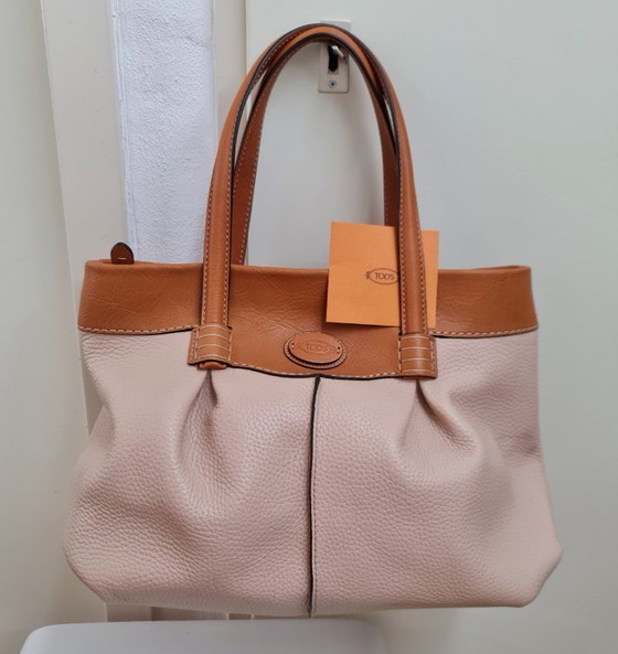 Image 1 of ¡Bolso de mano Tod’s de piel plisada como nuevo!