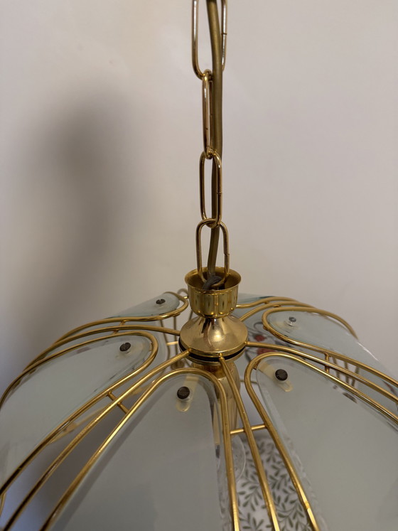 Image 1 of Magnifique suspension de style Hollywood Regency vintage – Laiton et verre – Années 70/80