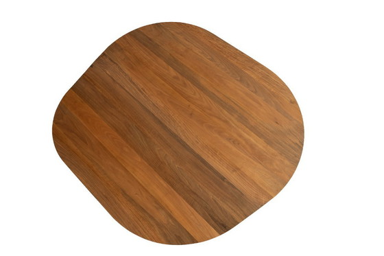 Image 1 of Mesa de comedor GREYGE KAI de nogal macizo – Diseño italiano hecho a mano