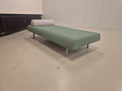 SHOWROOM OUTLET - Montis Daybed - As New - SALE