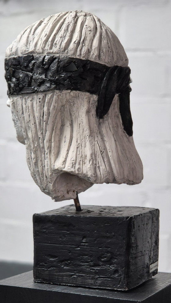 Where Looking Stops - Unique Handmade Sculpture – Other (photo 10 of 13)