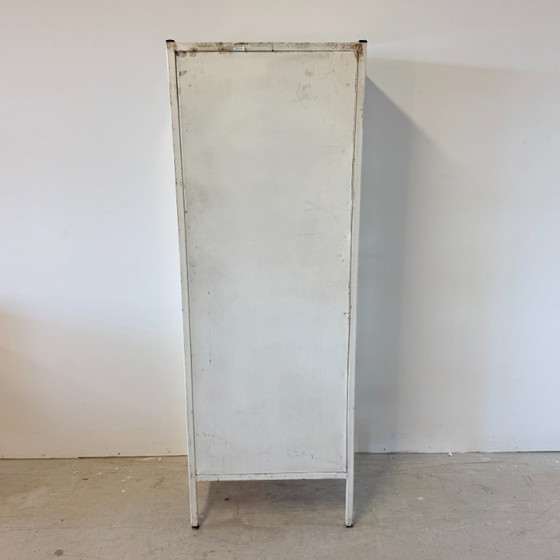 Vintage Polish Medical Display Cabinet 1960s – Glass, Iron (photo 6 of 17)
