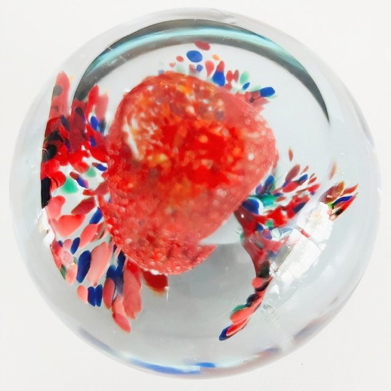 Image 1 of Presse-papiers en verre vintage confettis années 1970