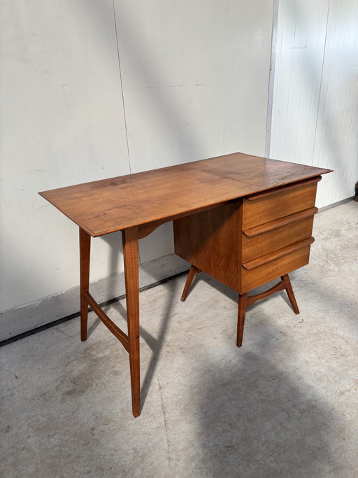 Schreibtisch im Mid-Century-Modern-Stil, dänisches Design aus den 1960er Jahren
