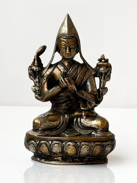 Tsongkhapa Silvered Statue Tibetan Buddhist Lama Engraved Vintage Nepal – Sculpture, Brass (photo 9 of 14)