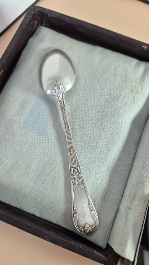 Lot de 6 Cuillères Anciennes Argentées – Au Bon Marché – France, 1900s