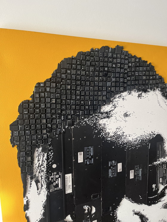 Image 1 of Maurice Mbikayi - “Jongen met een paarse trui”, gemengde technieken op canvas