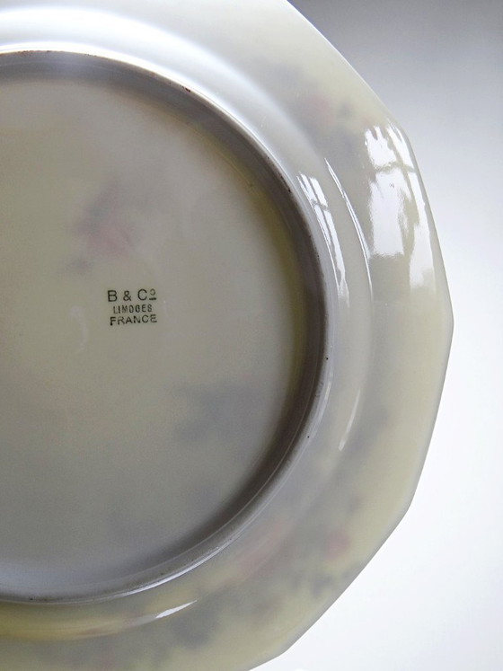 Image 1 of 28-piece Bernardaud Limoges porcelain dinner service with floral decoration, 1920s-1950s