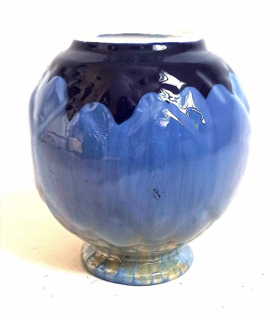 Image 1 of Art Deco slip vase Height 19.3 cm