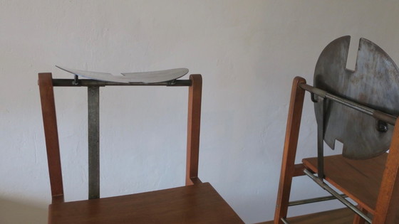 Image 1 of Brutalistische 6 Stühle und Esstisch aus Teakholz und patiniertem Stahl, 1960er Jahre