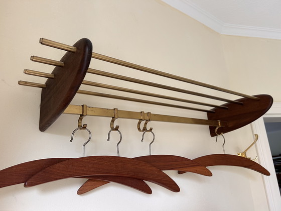 Image 1 of Wandgarderobe mit Kleiderbügeln, Holz, Vintage, 70er, skandinavisch