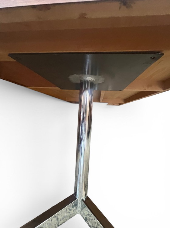 Image 1 of Groot vintage directiebureau in de stijl van Florence Knoll – 200 cm x 100 cm, walnoot en chroom