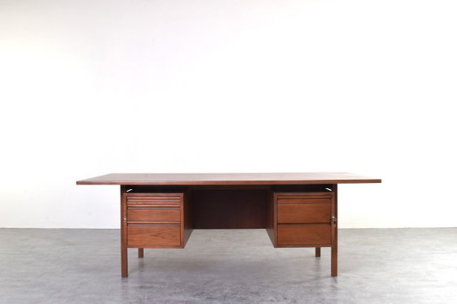 Mid-Century Large American Walnut Executive Desk – bureau, Wood