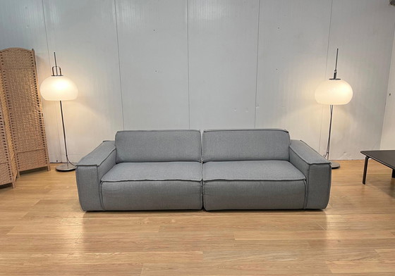 Image 1 of ZGAN Fest Amsterdam 3-Zits Bank + Hocker - KVADRAT Grijs