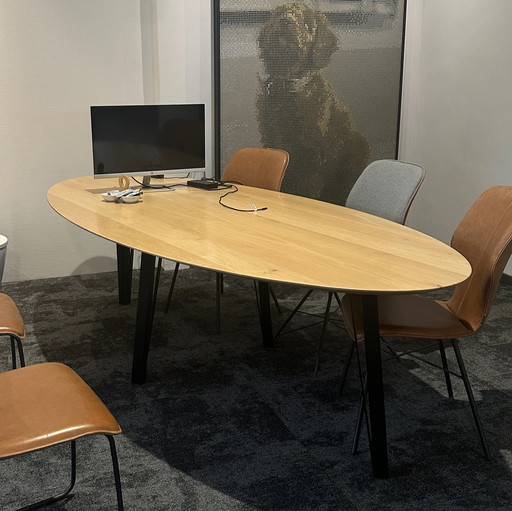 Theuns Montreal dining table - 270x120