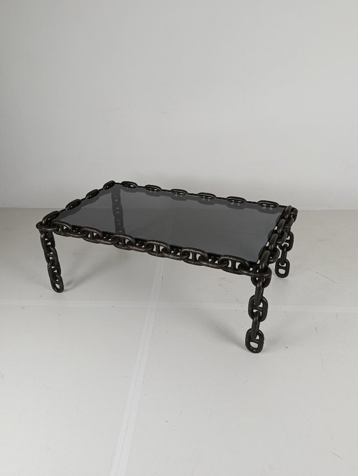 Tavolino da caffè brutalista vintage in ferro nero con catena originale