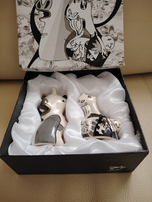 Picasso on the table: Giordano di Ponzano Guernica salt and pepper shaker, unused