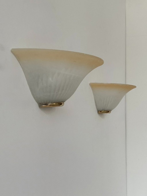 Par de apliques de pared antiguos de cristal moteado, Francia, 1970. – wandlampen, Glass