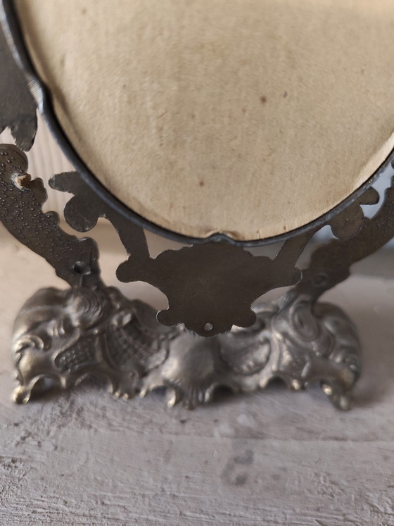 Image 1 of Miroir de maquillage vintage en laiton