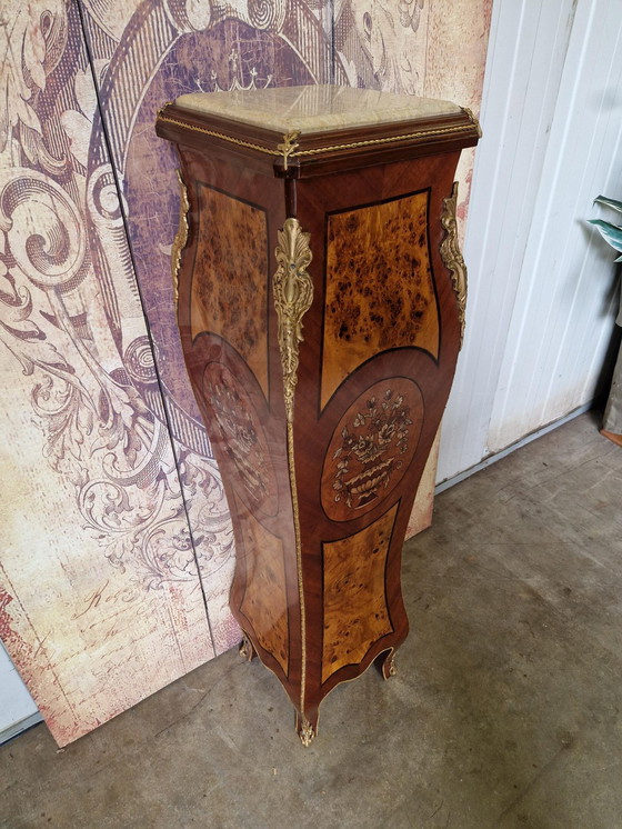 Image 1 of Classic column, plant table, piedestal, root veneer and marble top and missing decorations dim. 30x30cm and 126cm high.